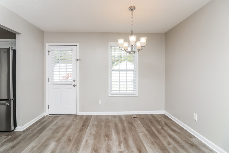 2,270/Mo, 417 Remington Ct Villa Rica, GA 30180 Dining Room View