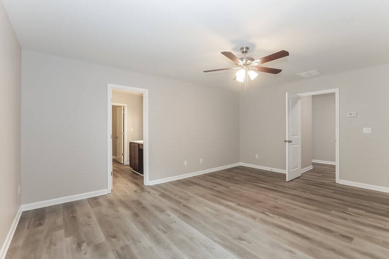 2,000/Mo, 1044 Sutherland Dr Winder, GA 30680 Main Bedroom View