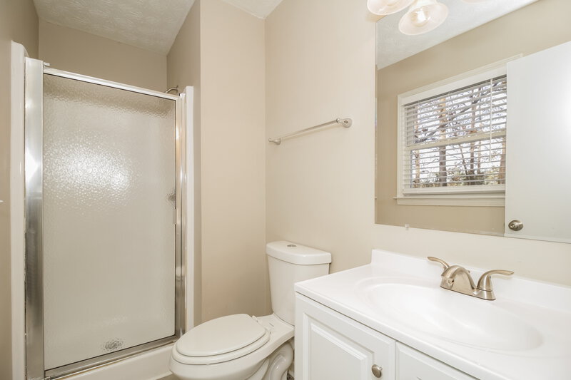 1,805/Mo, 189 Gray Rd Hiram, GA 30141 Main Bathroom View 2