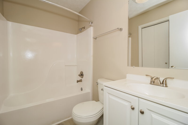 1,805/Mo, 189 Gray Rd Hiram, GA 30141 Bathroom View