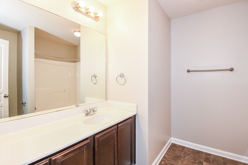 2,425/Mo, 192 Moorland Way Lawrenceville, GA 30043 Bathroom View 2
