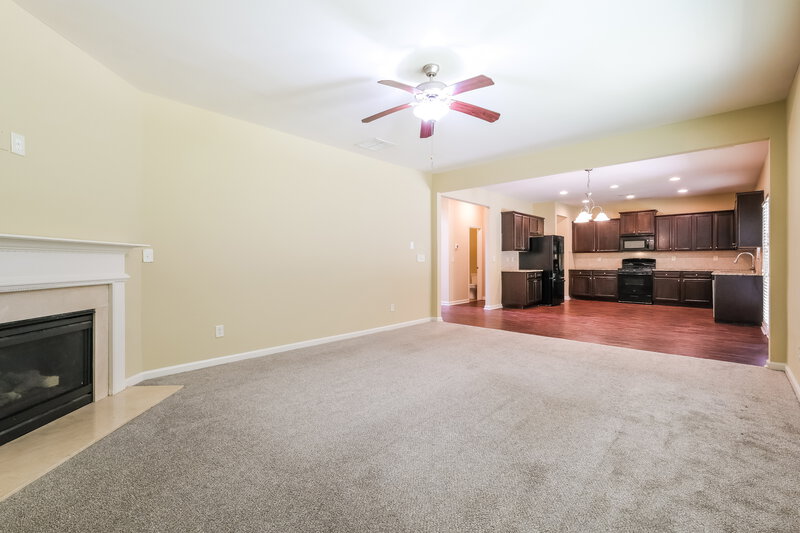 2,110/Mo, 775 Westmoreland Ln Lawrenceville, GA 30043 Living Room View 2