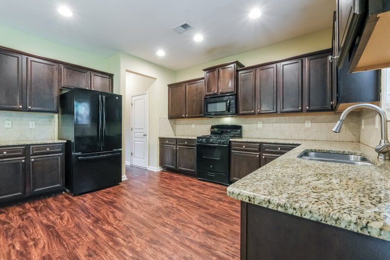 2,110/Mo, 775 Westmoreland Ln Lawrenceville, GA 30043 Kitchen View