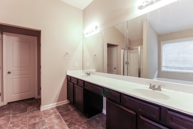 3,270/Mo, 885 Westmoreland Ln Lawrenceville, GA 30043 Main Bathroom View