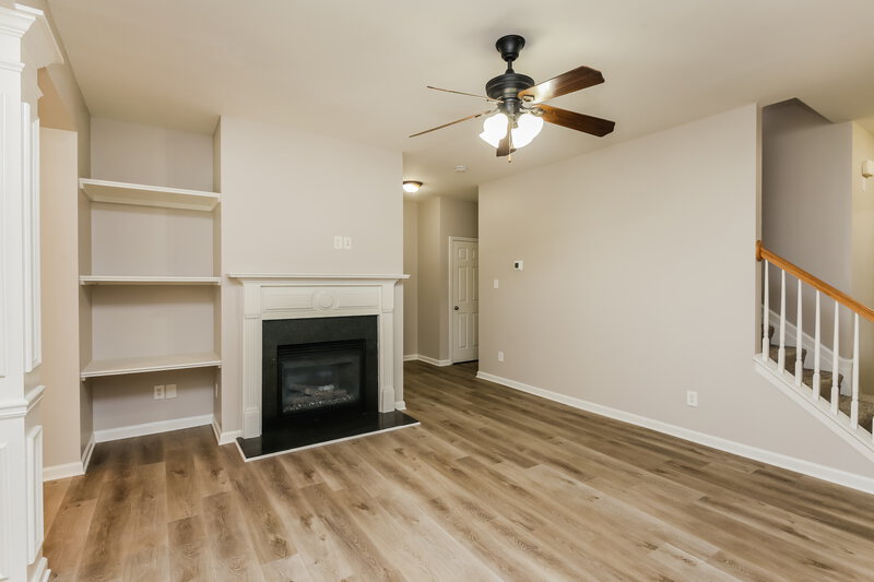 2,275/Mo, 2401 Sardis Chase Ct Buford, GA 30519 Living Room View 2