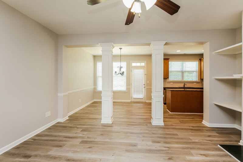 2,275/Mo, 2401 Sardis Chase Ct Buford, GA 30519 Living Room View 4