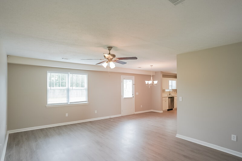 1,945/Mo, 49 Melleray Ct Villa Rica, GA 30180 Living Room View 2