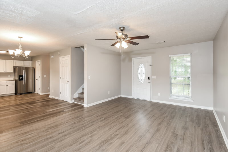 0/Mo, 49 Melleray Ct Villa Rica, GA 30180 Living Room View 2