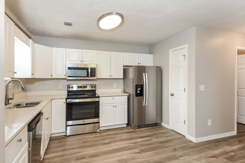 0/Mo, 49 Melleray Ct Villa Rica, GA 30180 Kitchen View