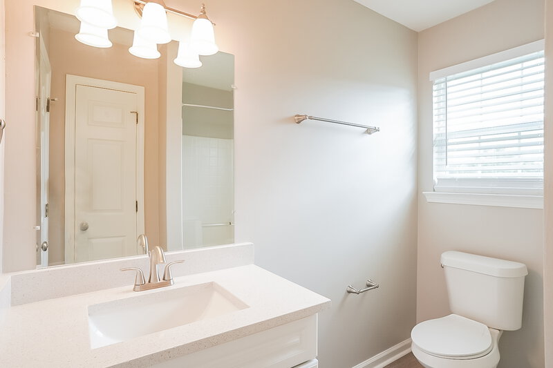 1,945/Mo, 49 Melleray Ct Villa Rica, GA 30180 Main Bathroom View