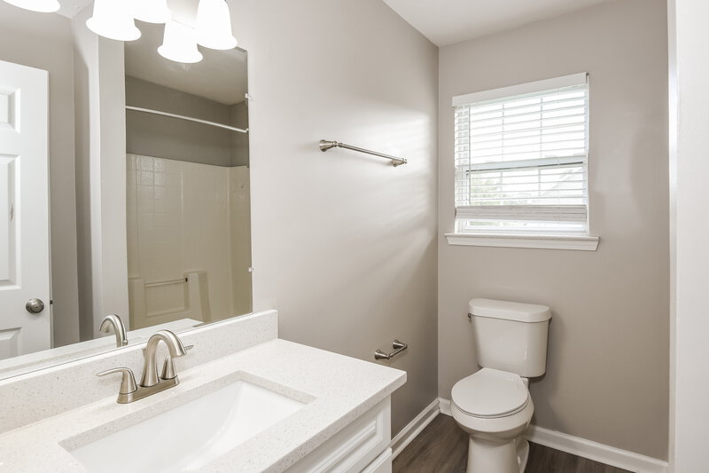 0/Mo, 49 Melleray Ct Villa Rica, GA 30180 Main Bathroom View
