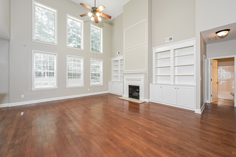3,125/Mo, 3409 Rosecliff Trce Buford, GA 30519 Living Room View