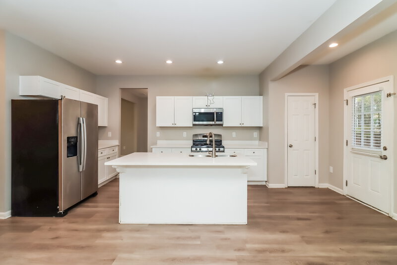 1,835/Mo, 72 Hamilton Blvd NW Cartersville, GA 30120 Kitchen View