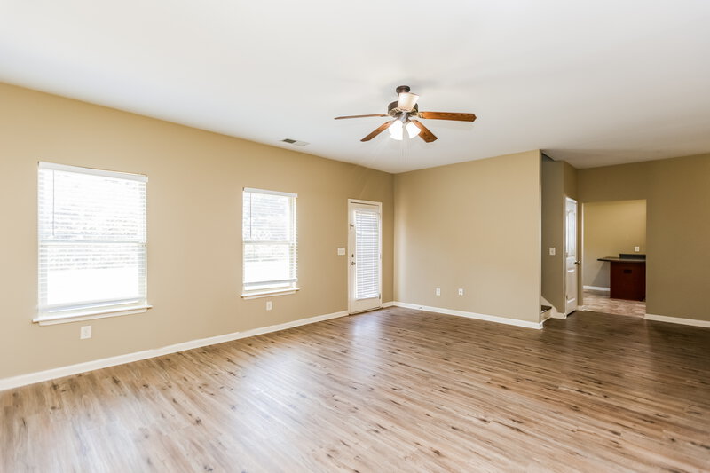 1,890/Mo, 75 Hamil Ct NW Cartersville, GA 30120 Living Room View 2