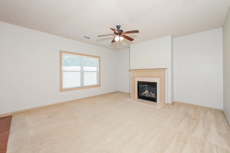 3,250/Mo, 3096 Montauk Hill Dr Buford, GA 30519 Living Room View