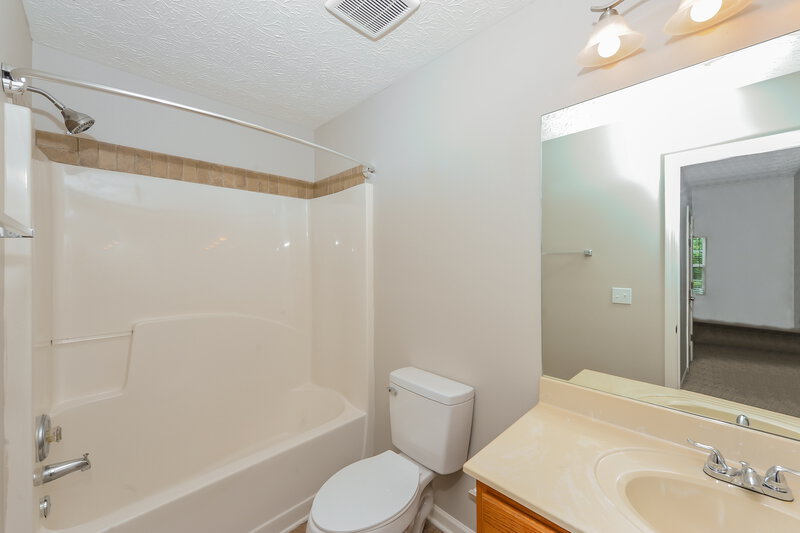 1,865/Mo, 310 Pieris Dr Canton, GA 30114 Bathroom View