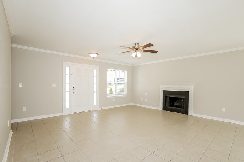 2,910/Mo, 505 Walnut Woods Dr Braselton, GA 30517 Living Room View