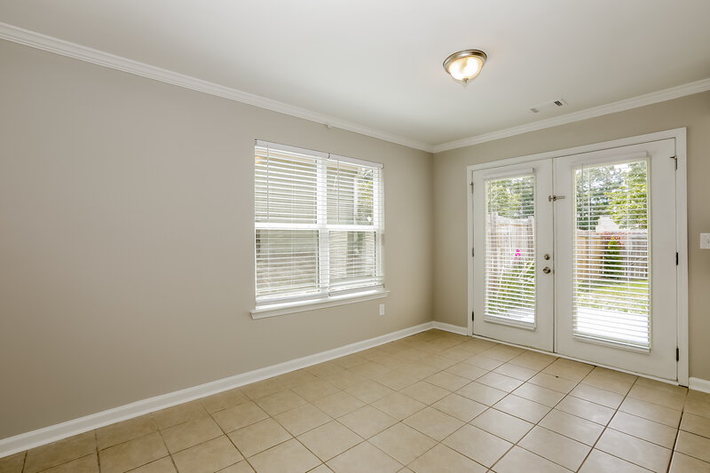 2,910/Mo, 505 Walnut Woods Dr Braselton, GA 30517 Dining Room View 2