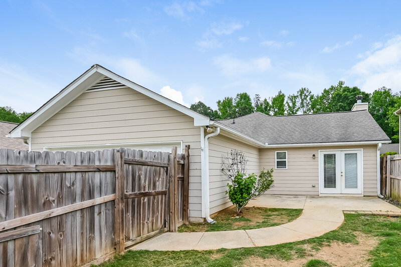 1,945/Mo, 505 Walnut Woods Dr Braselton, GA 30517 Rear View