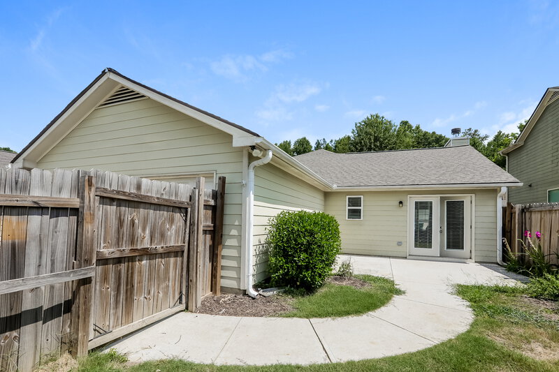 2,910/Mo, 505 Walnut Woods Dr Braselton, GA 30517 Rear View