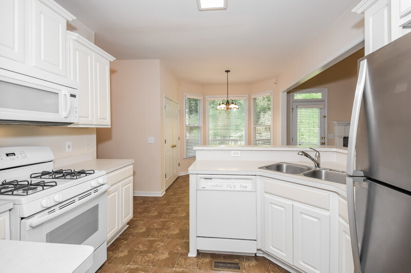 2,390/Mo, 3075 Woodbridge Ln Canton, GA 30114 Kitchen View