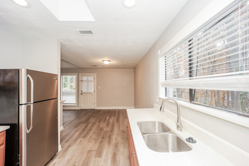 1,970/Mo, 1183 Ridgeside Dr NW Acworth, GA 30102 Kitchen View