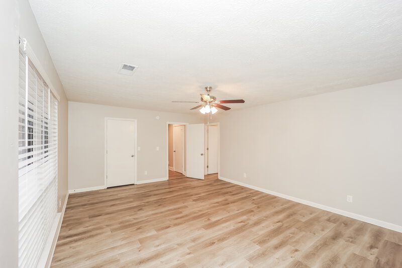 1,970/Mo, 1183 Ridgeside Dr NW Acworth, GA 30102 Main Bedroom View 2