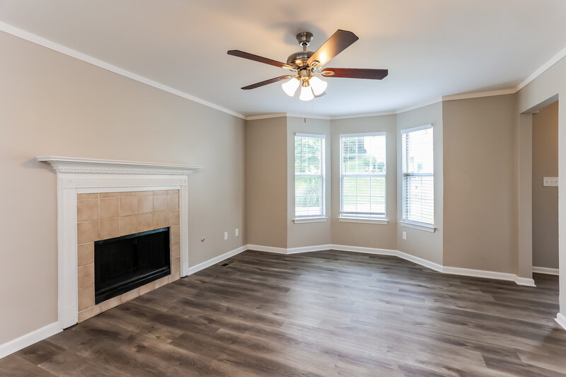 3,010/Mo, 7317 Essex Dr Douglasville, GA 30134 Living Room View 2