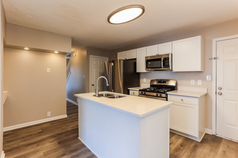 3,010/Mo, 7317 Essex Dr Douglasville, GA 30134 Kitchen View