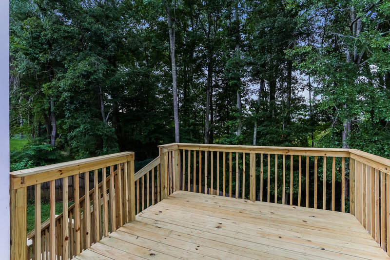 3,010/Mo, 7317 Essex Dr Douglasville, GA 30134 Deck View
