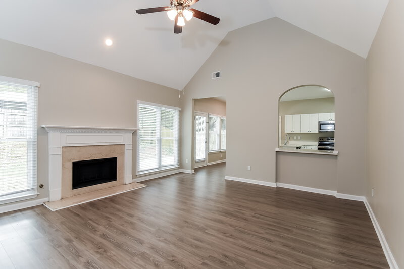 2,205/Mo, 4020 Tidewater Ct NW Acworth, GA 30101 Living Room View 2