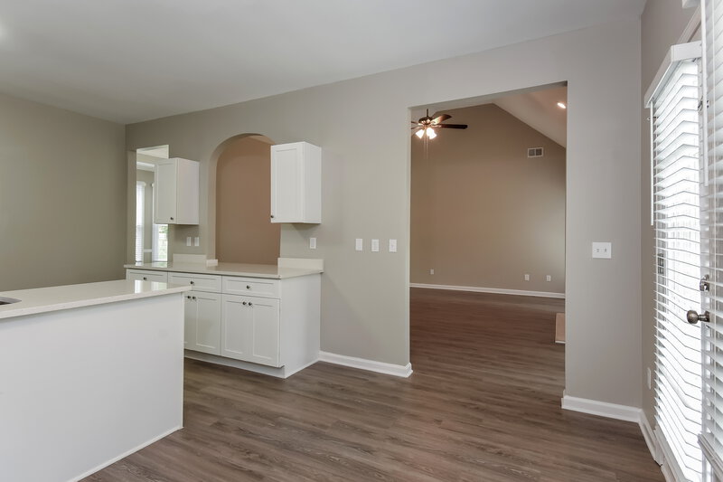 2,205/Mo, 4020 Tidewater Ct NW Acworth, GA 30101 Dining Room View 3