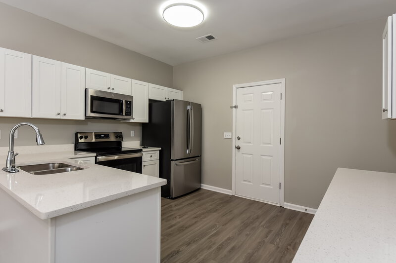 2,205/Mo, 4020 Tidewater Ct NW Acworth, GA 30101 Kitchen View 2