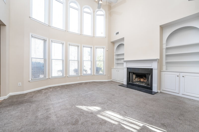 3,540/Mo, 7234 Lake Crossing Stone Mountain, GA 30087 Living Room View