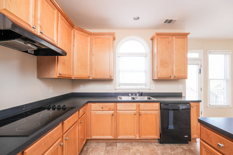 3,540/Mo, 7234 Lake Crossing Stone Mountain, GA 30087 Kitchen View 2