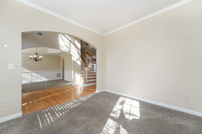 3,540/Mo, 7234 Lake Crossing Stone Mountain, GA 30087 Sitting Room View