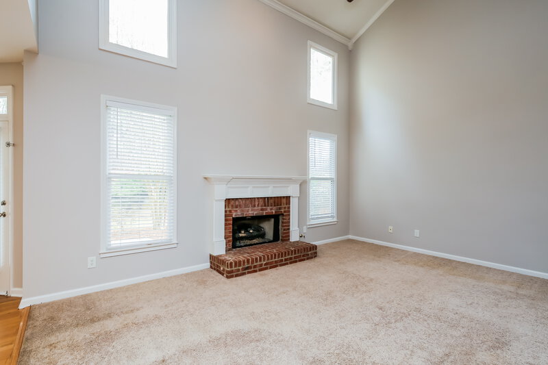 3,750/Mo, 1511 Heathermoor Way Dacula, GA 30019 Living Room View