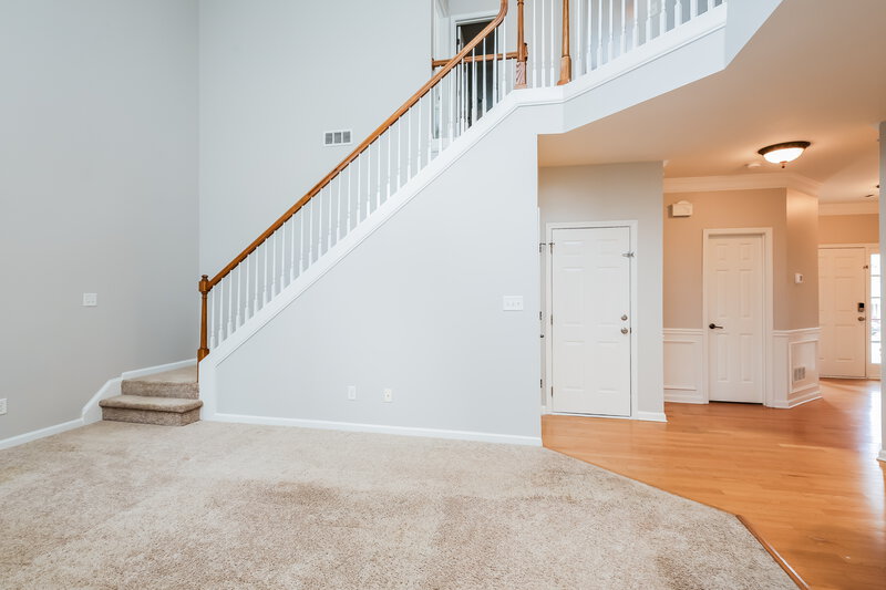 3,750/Mo, 1511 Heathermoor Way Dacula, GA 30019 Living Room View 2