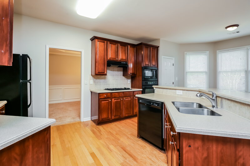 3,750/Mo, 1511 Heathermoor Way Dacula, GA 30019 Kitchen View