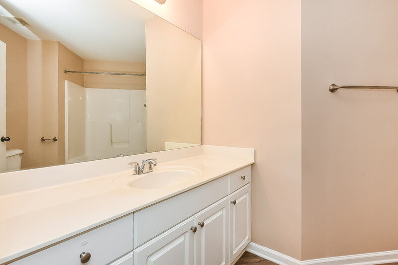 2,705/Mo, 720 Crimson Morning Vw Canton, GA 30114 Bathroom View 2