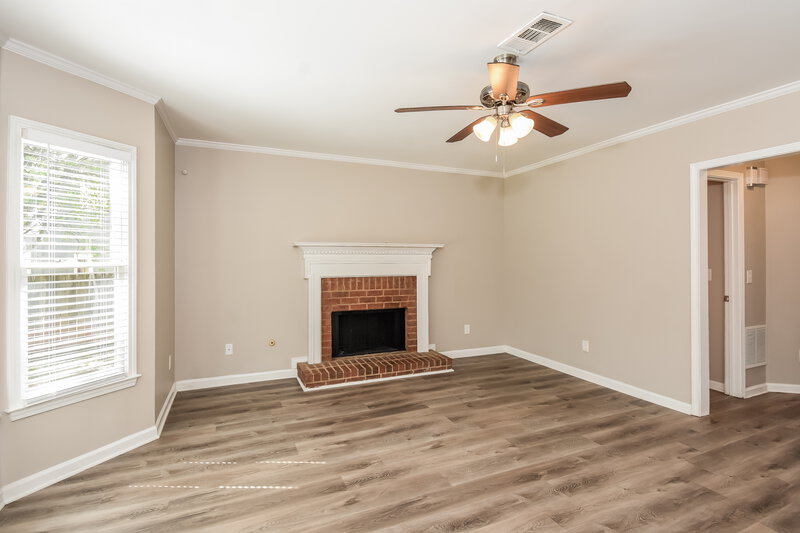 2,710/Mo, 2969 Kaley Dr NW Kennesaw, GA 30152 Living Room View 2