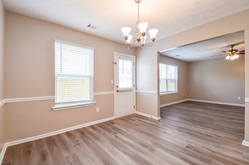 2,340/Mo, 1444 Arbor Place Dr Morrow, GA 30260 Dining Room View