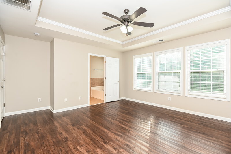 2,425/Mo, 300 Nobleman Way Canton, GA 30114 Main Bedroom View 2