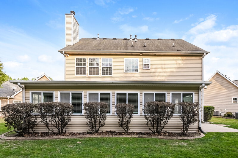 2,425/Mo, 300 Nobleman Way Canton, GA 30114 Rear View 2