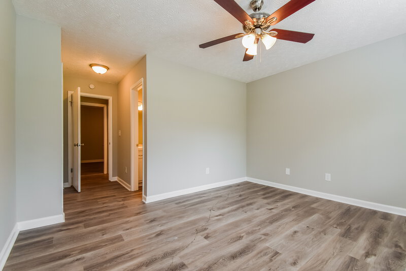 2,360/Mo, 109 Clifford Ct Stockbridge, GA 30281 Main Bedroom View 2