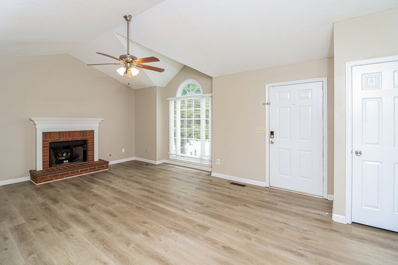 2,990/Mo, 5039 Mickleton Way Powder Springs, GA 30127 Living Room View 2