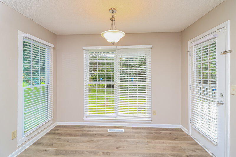 2,990/Mo, 5039 Mickleton Way Powder Springs, GA 30127 Breakfast Nook View