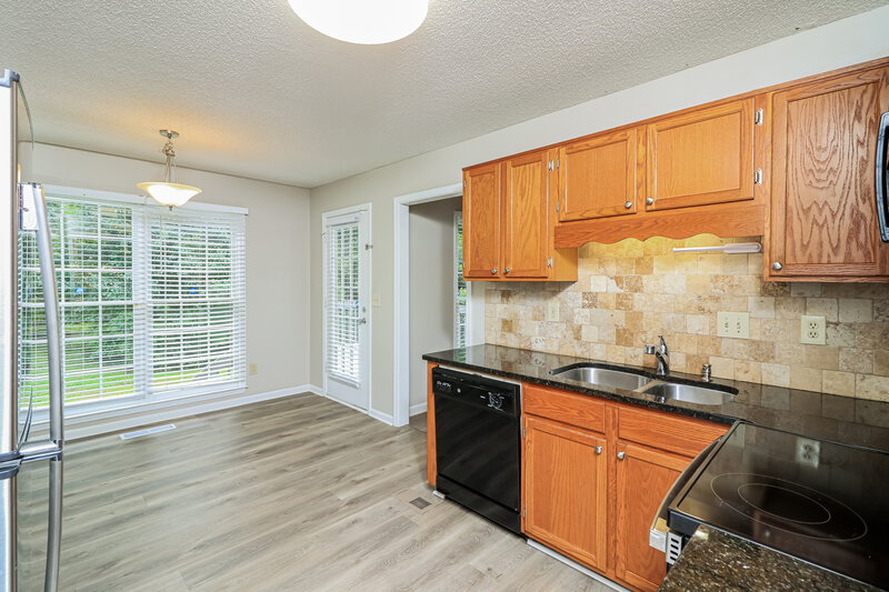 2,990/Mo, 5039 Mickleton Way Powder Springs, GA 30127 Kitchen View 2