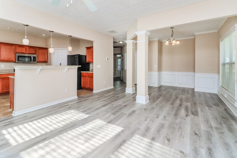 1,920/Mo, 900 Gardenia Curv Canton, GA 30114 Living Room View 2