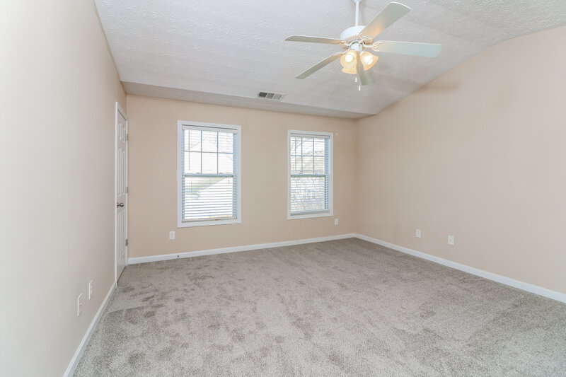 1,920/Mo, 900 Gardenia Curv Canton, GA 30114 Main Bedroom View